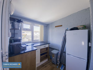 Utility/Pantry- click for photo gallery